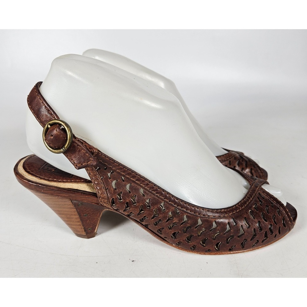 Frye Maya Cut Slingback Pumps Brown Leather Cutout Studded Peep Toe Size: 7M